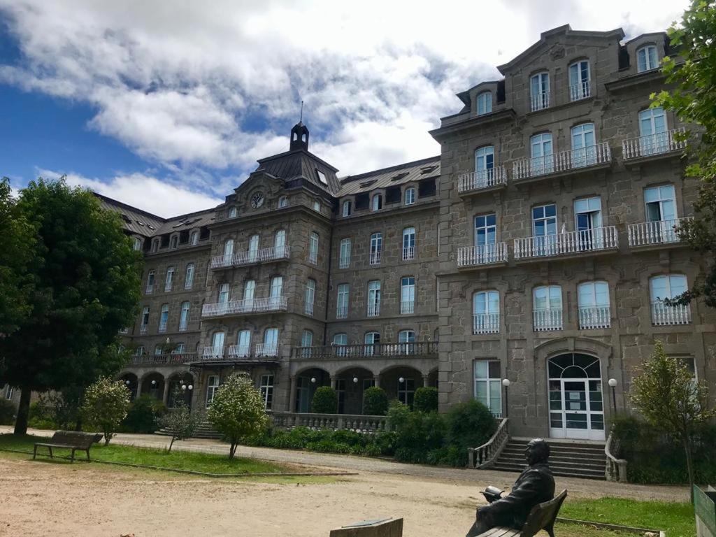 Edificio Historico Mondariz-Balneario, Tranquilidad, Ideal Para El Teletrabajo المظهر الخارجي الصورة